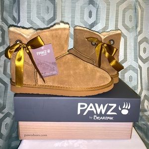 NWT Pawz by Bearpawz Amelia